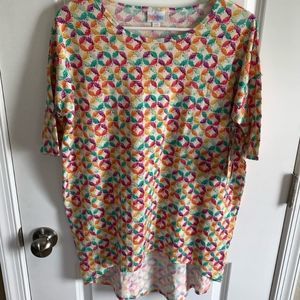 NWT LuLaRoe White Irma Tunic Top with Colorful Design, Size XXS